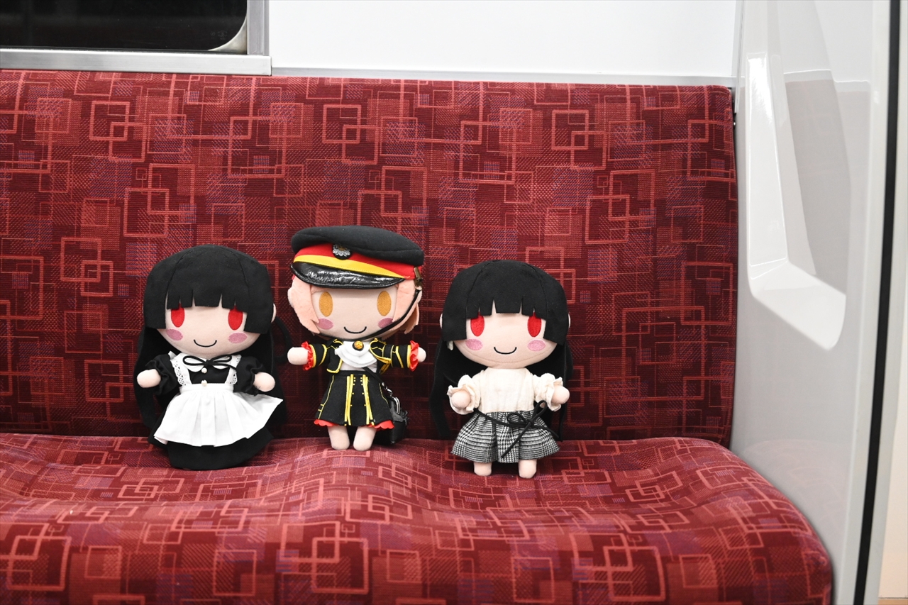例によって座席を占拠するぬいさんたち(in 東武鉄道 鬼怒川線) 例によって座席を占拠するぬいさんたち(in 東武鉄道 鬼怒川線)