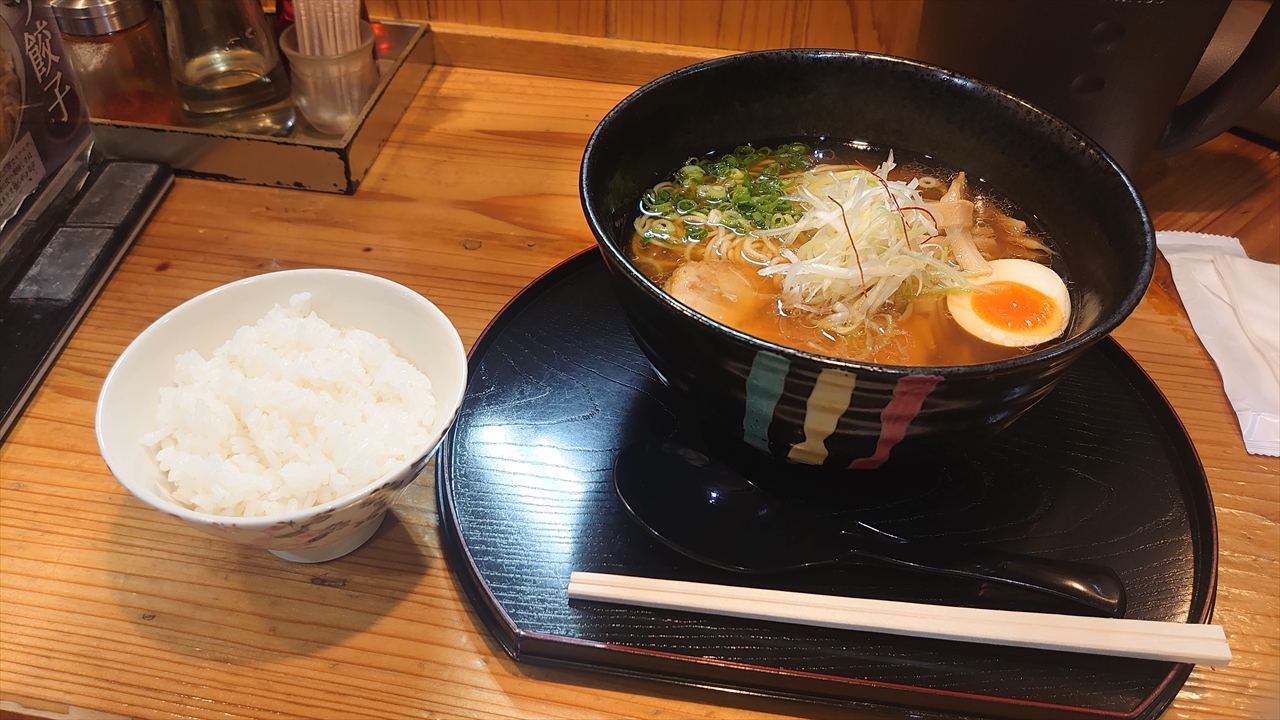 醤油拉麺 醤油拉麺